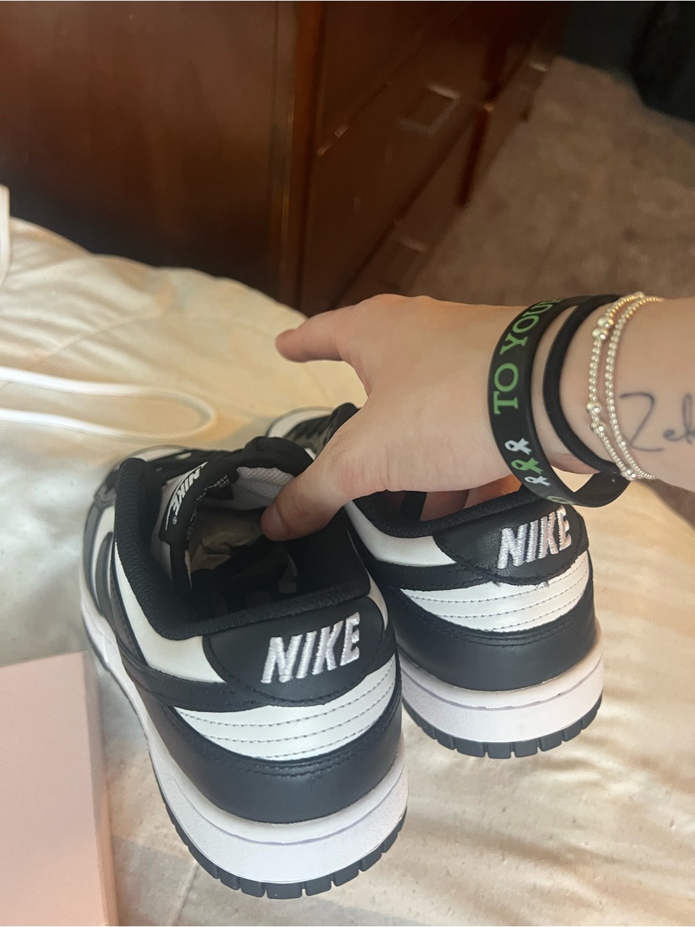 Nike Black and White Low-Top Sneakers with Embroidered Logo